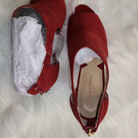 Adrienne Vittadini Heels - Picture 6 of 6